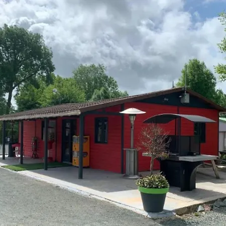 Mobil-home Avec Terrasse - 6 Pers. - Api-1-52-2132 *